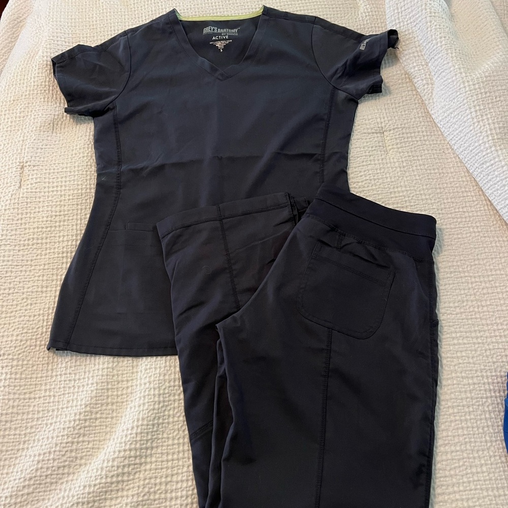 Greys Anatomy Scrub Set